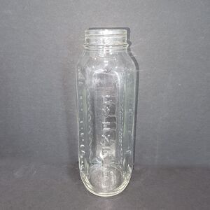 VINTAGE EVENFLO GLASS BABY BOTTLE 8 OZ MADE IN USA